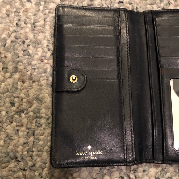 Kate Spade Darcy Slim Bifold Wallet 12 Card Slots Gold Black Polka Dot - Picture 7 of 14